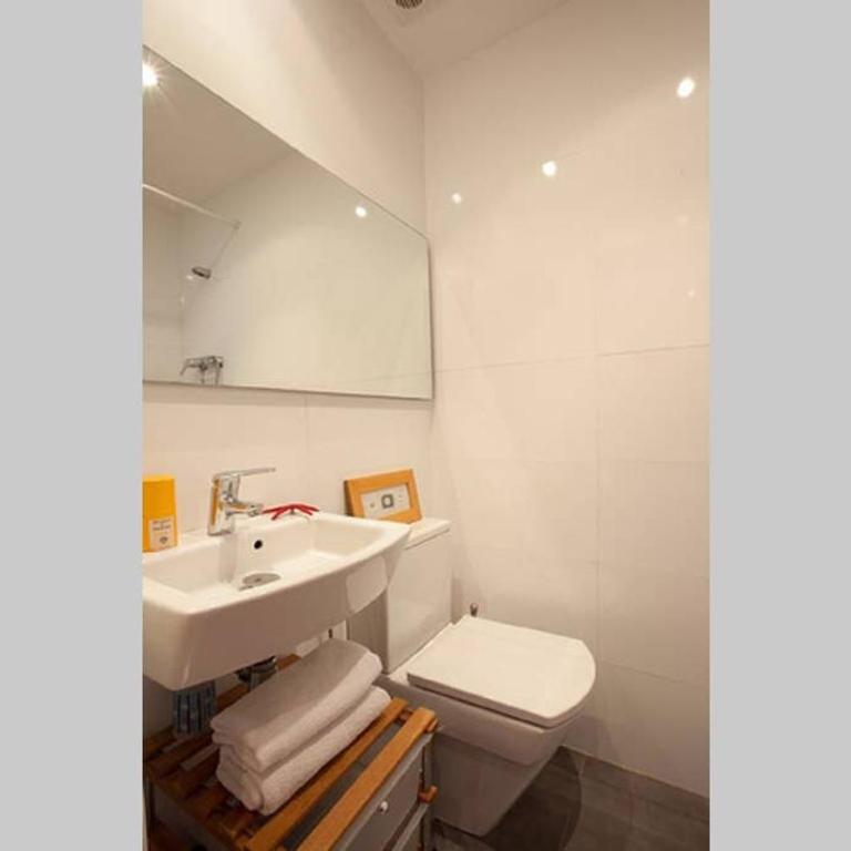 Easystaybcn2 - One-Bedroom Apartment - 12