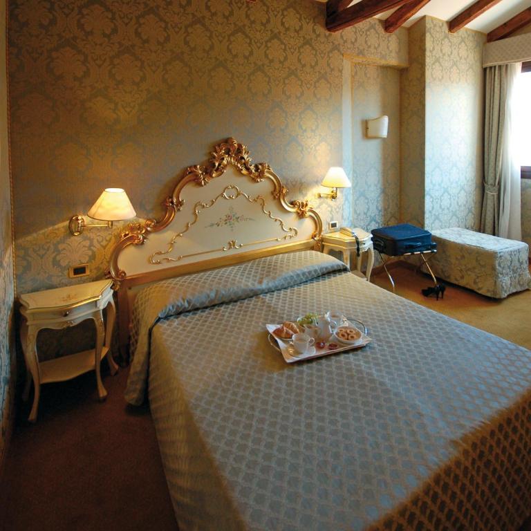 Hotel Torino - Camera Matrimoniale/Doppia con Letti Singoli - 1