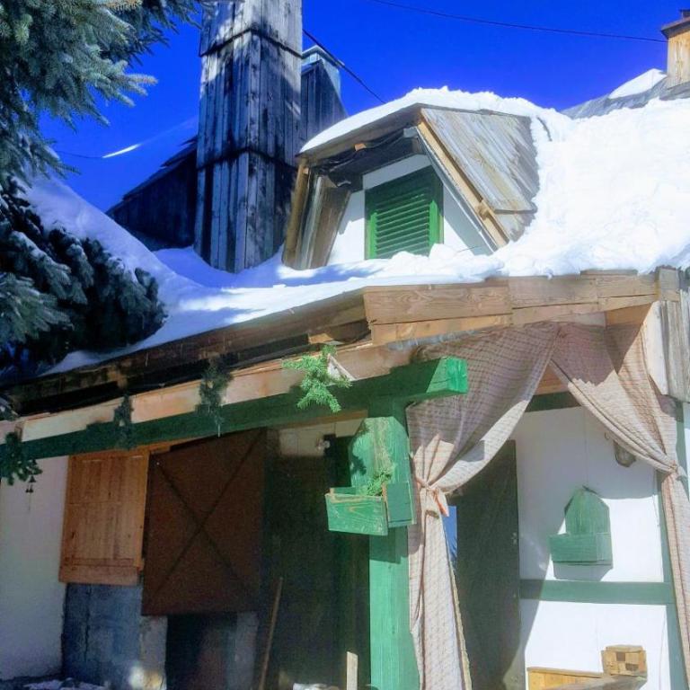 GreenPointMountainHouse for 6 persons - Two-Bedroom House - 2