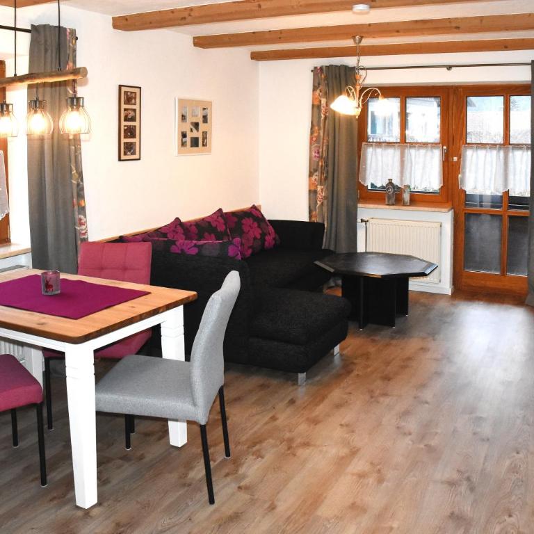 Appartementhaus Manhard - Apartment with Balcony - 2