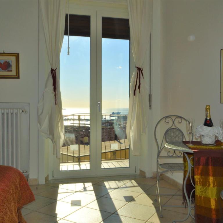 Antica Dimora in Centro - Appartamento con Vista Mare - 22