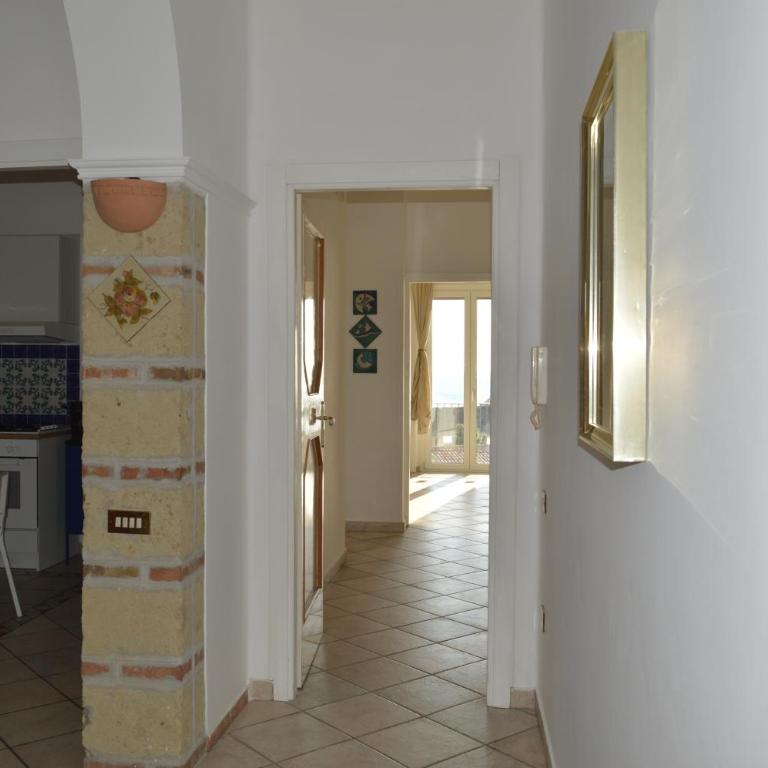Antica Dimora in Centro - Appartamento con Vista Mare - 11