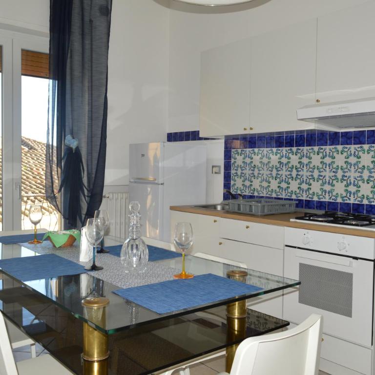 Antica Dimora in Centro - Appartamento con Vista Mare - 10