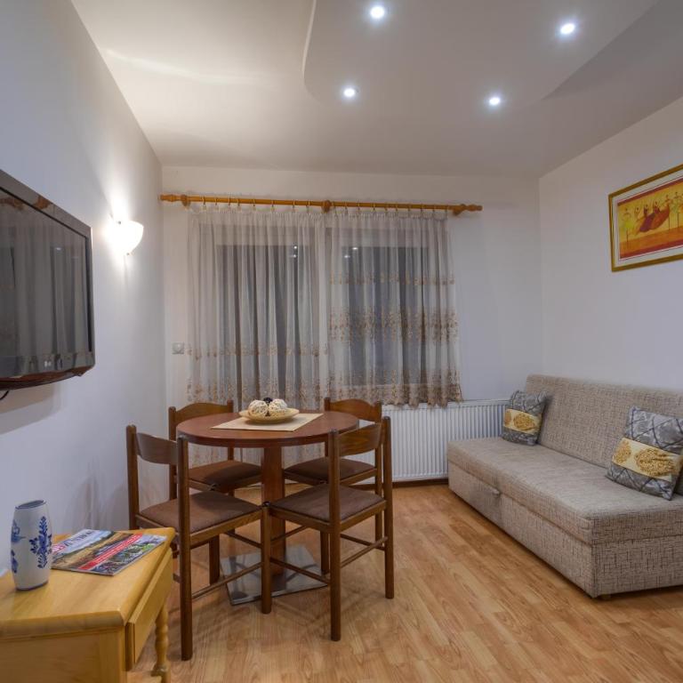 Vila Forest - Apartment with Balcony - 1