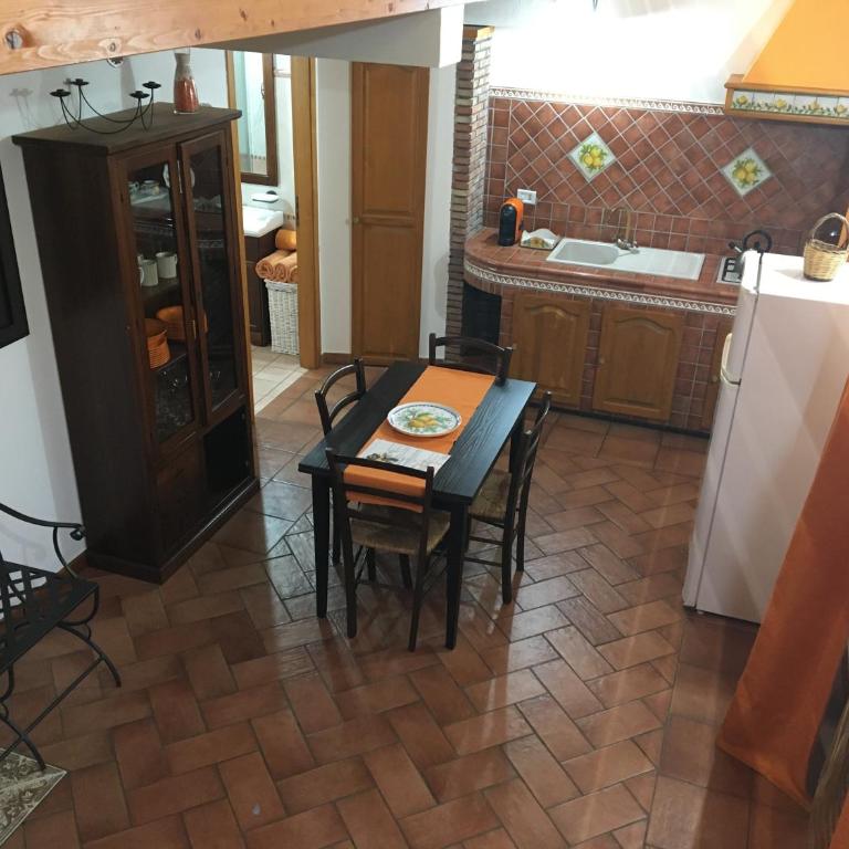 Borgo Barone - Appartamento con 2 Camere da Letto - 8