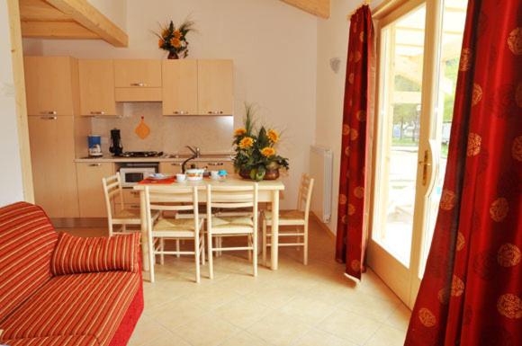 Family Wellness Camping al Sole - Bungalow 3 Chambres - En Duplex - 4