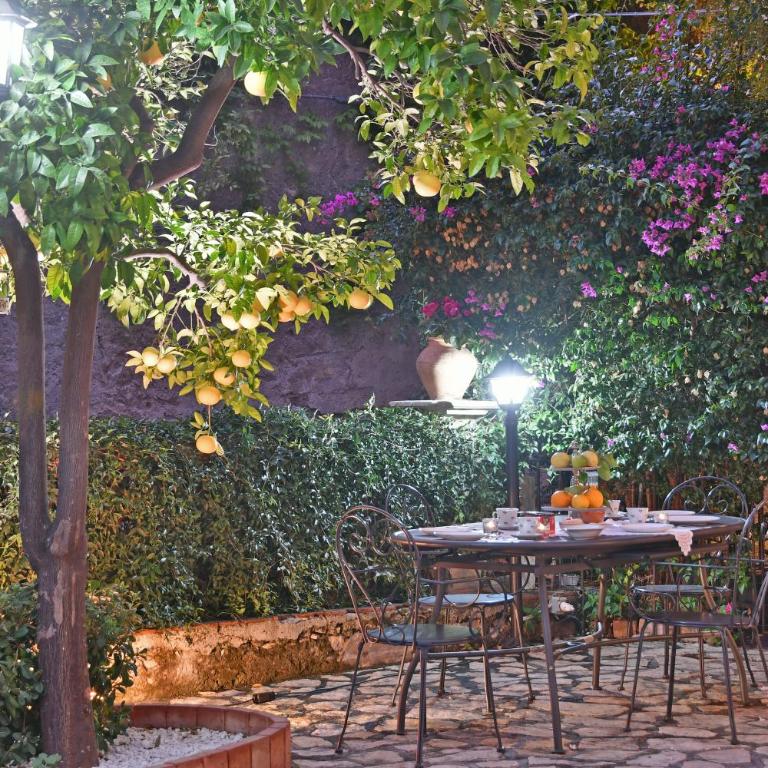 Villa Siciliana Taormina - Villa con Giardino Privato e Vasca Idromassaggio - 51