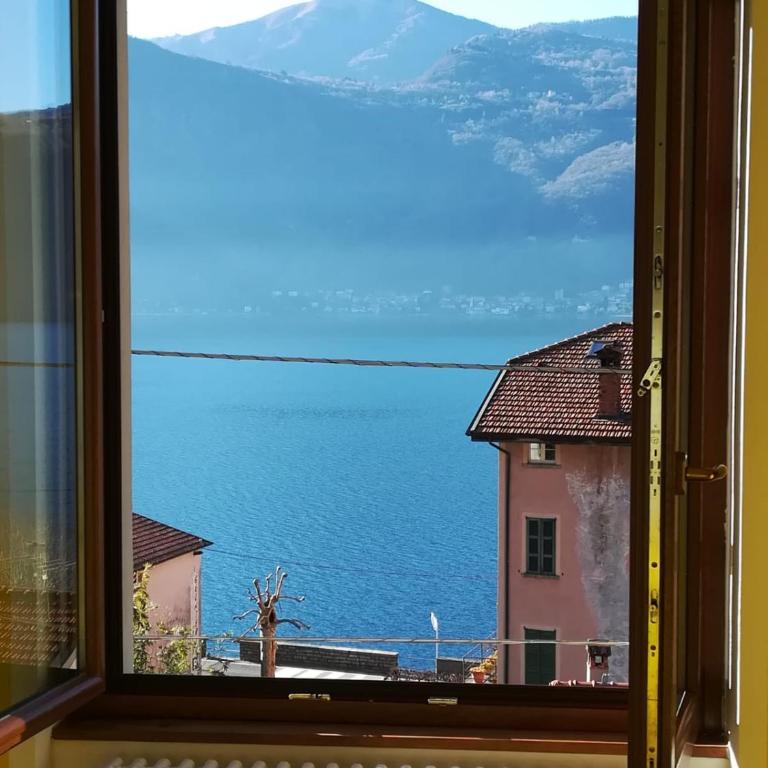 B&B-FORESTERIA Casa Della Musica Lake Como - Camera Matrimoniale con Balcone e Vista Lago - 7