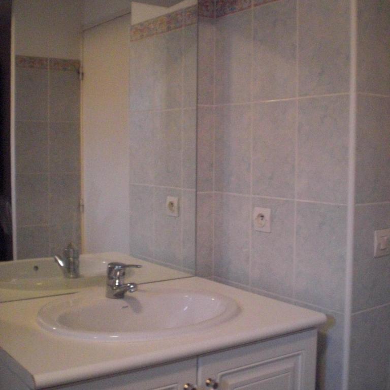 Résidence avec piscine, plage à 100 m, Cannes et Juan les Pins à 5 min, WiFi - Appartement 2 Chambres - 14