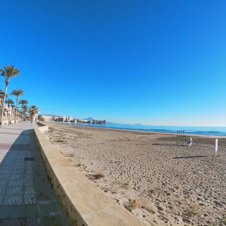 Apartamento urb 1 linea playa muchavista - Appartamento con 2 Camere da Letto - 24