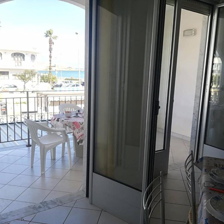 Casa Vanessa Modern one-bedroom apartment with sea view in central Otranto - Casa Vacanze - 4