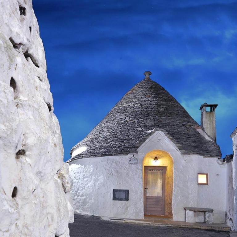 Trulli Holiday Albergo Diffuso - Trullo Familiare (2 Adulti + 2 Bambini) - 1