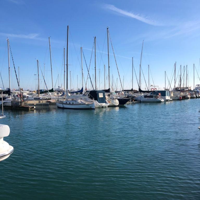 Urbanización Mar de Canet, 2 dormitorios con piscina comunitaria, garaje y wifi - Apartment mit 2 Schlafzimmern - 45