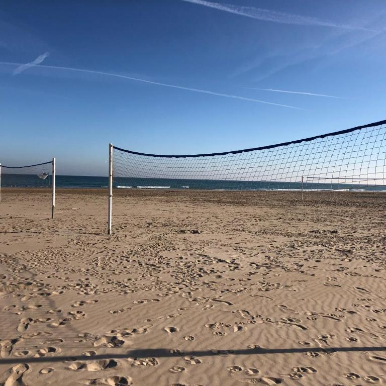 Urbanización Mar de Canet, 2 dormitorios con piscina comunitaria, garaje y wifi - Apartment mit 2 Schlafzimmern - 43