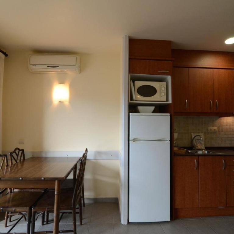 JARDINS DEL MAR 25 - Two-Bedroom Apartment - 10