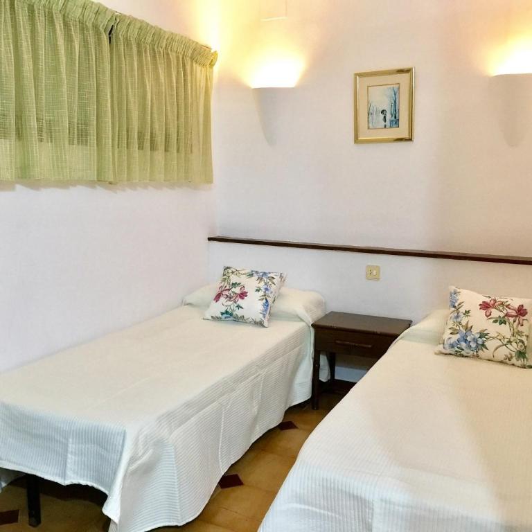 JARDINS DEL MAR 46 - Two-Bedroom Apartment - 14