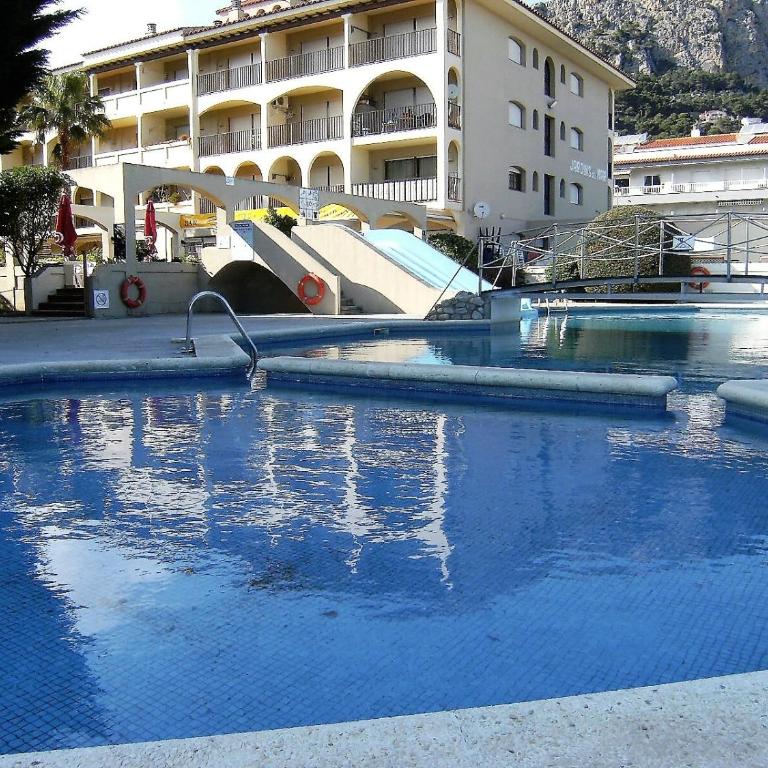 JARDINS DEL MAR 132 - Two-Bedroom Apartment - 3