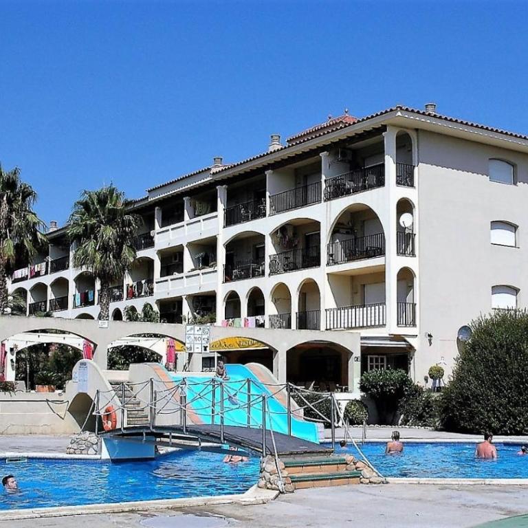 JARDINS DEL MAR 69 - One-Bedroom Apartment - 2