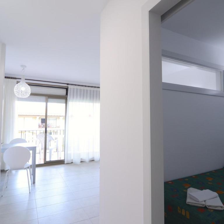 JARDINS DEL MAR 69 - One-Bedroom Apartment - 12