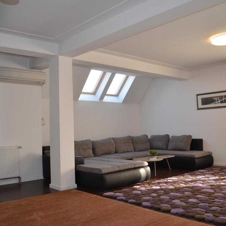 VILLA HIPODROM ilidza apartments - Deluks Porodični Apartman Tipa "Suite" - 4