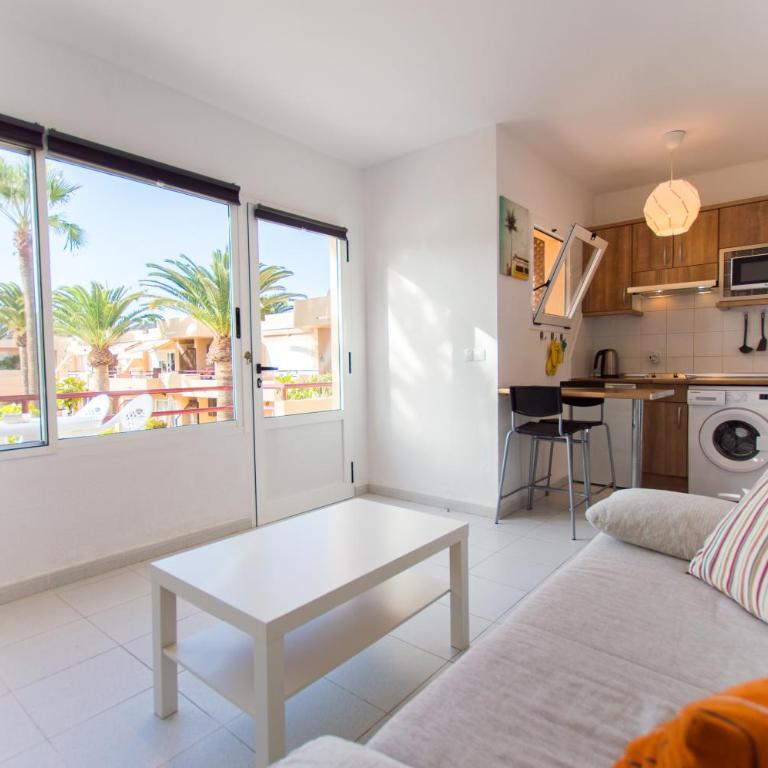 CasaNikolai - Apartamento con vistas a la piscina - 17