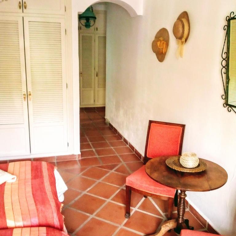 Villa CaraVane - Habitación Doble Deluxe con acceso a la piscina - 1 o 2 camas - 4