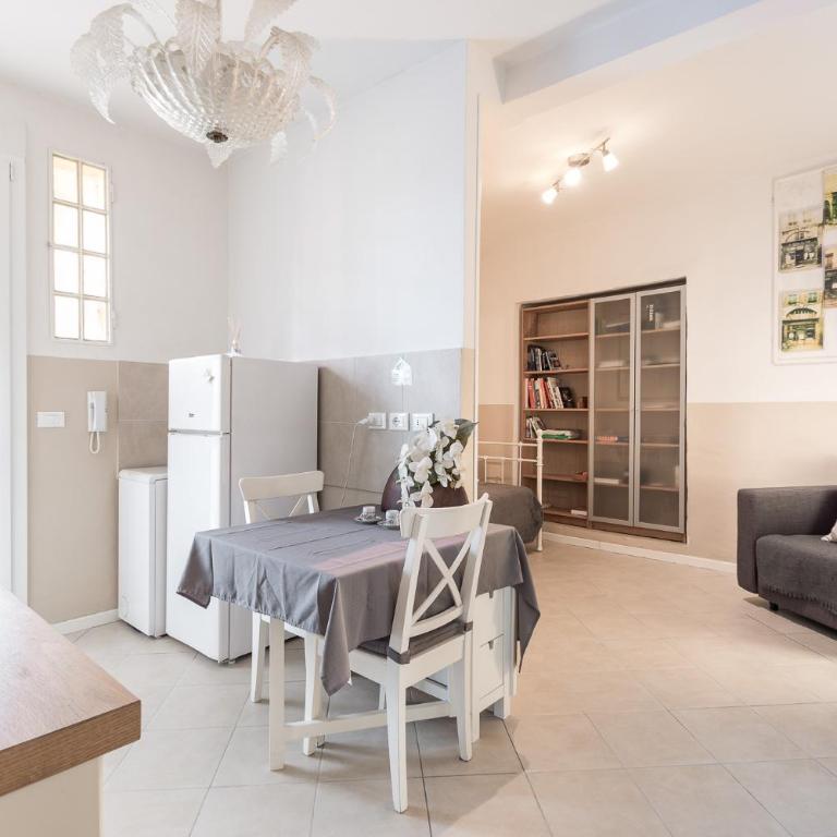 La Colombina - Quadruple Room with Private Bathroom - 5