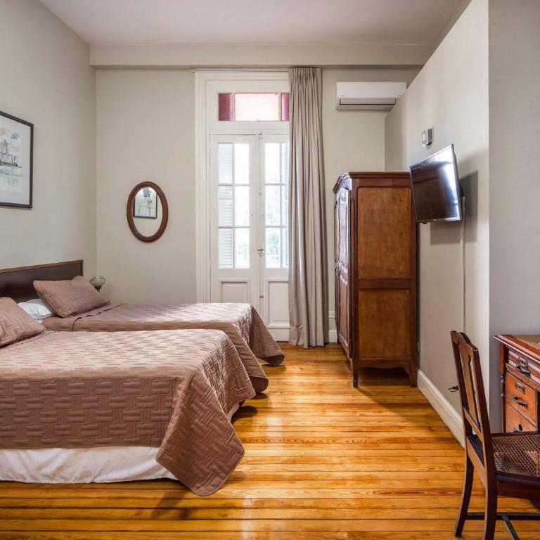 Bar de Fondo Suites - Habitación Doble Deluxe con vistas a la ciudad - 1 o 2 camas - 1