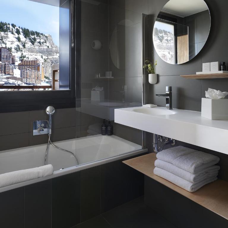 Hôtel MiL8 - Chambre Double avec Balcon - 9
