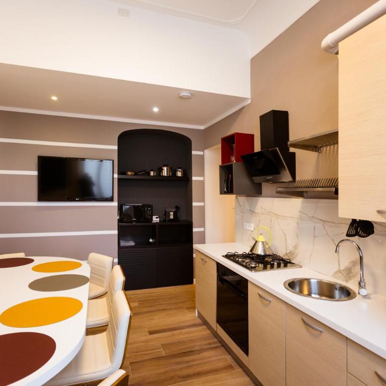 Apartments and Suites 5 Terre La Spezia - Two-Bedroom Apartment - 11