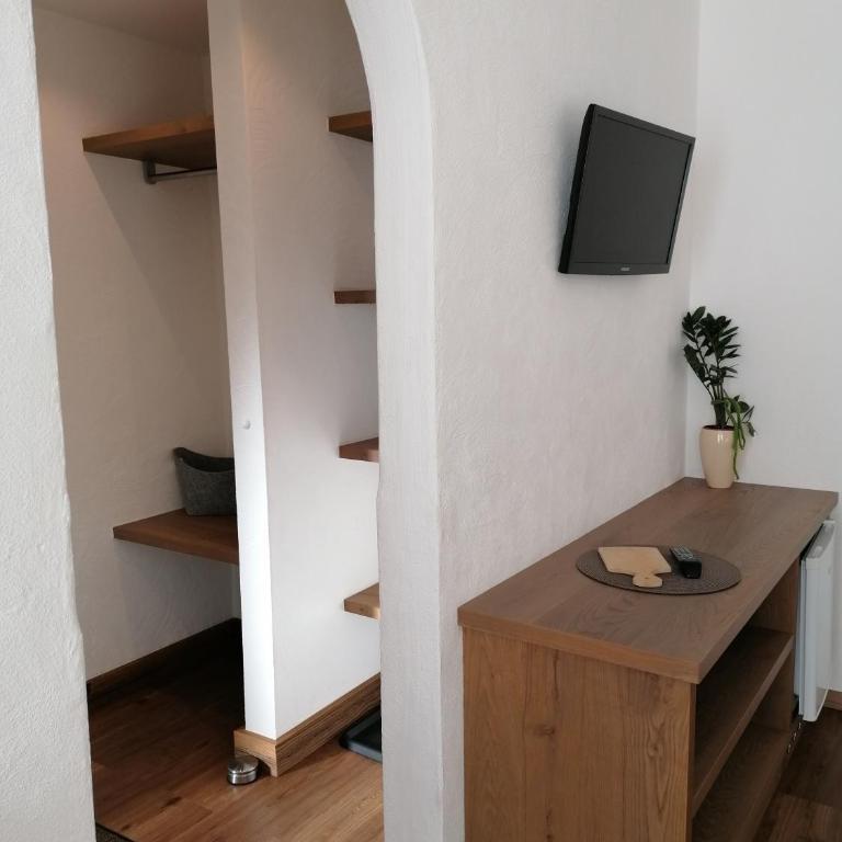 Pension Claudia Zell am See - Doppelzimmer mit Seeblick - 6
