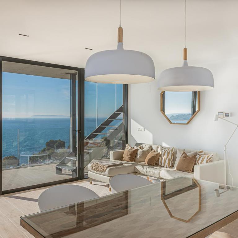 Modern sea front jacuzzi Blue Sky - Two-Bedroom Apartment - 3