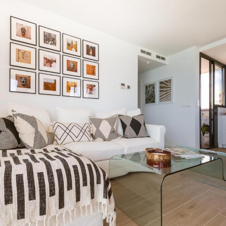 Modern sea front Sea Water - Two-Bedroom Apartment - 3