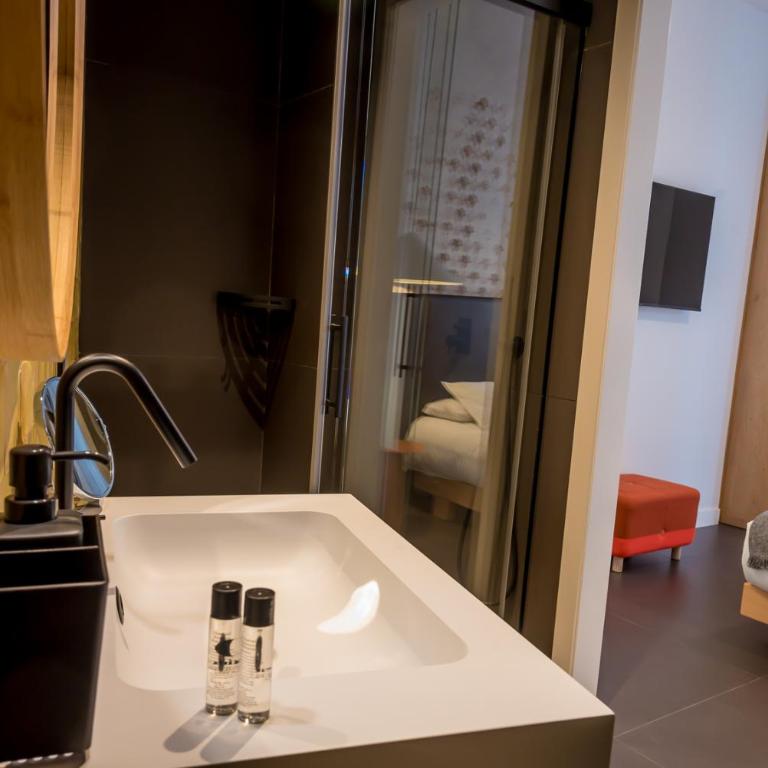 Welldone Quality - Crystal pool - Habitación Doble Premium - 4