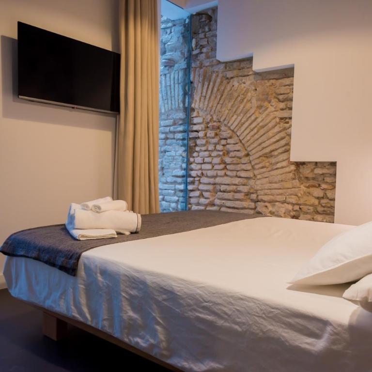 Welldone Quality - Crystal pool - Habitación Superior - 1 cama grande - 13