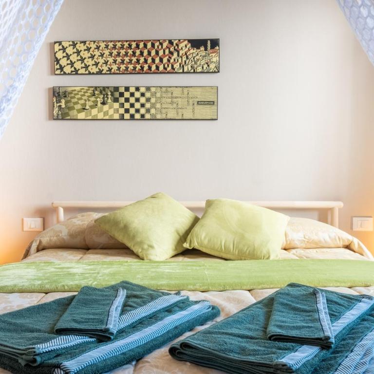 CASA PETRONIO APARTMENTS BOLOGNA CENTER - Two-Bedroom Apartment - 11