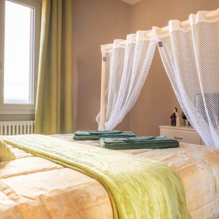 CASA PETRONIO APARTMENTS BOLOGNA CENTER - Two-Bedroom Apartment - 13