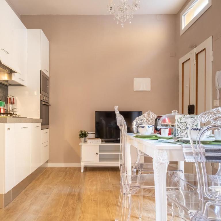 CASA PETRONIO APARTMENTS BOLOGNA CENTER - Two-Bedroom Apartment - 7