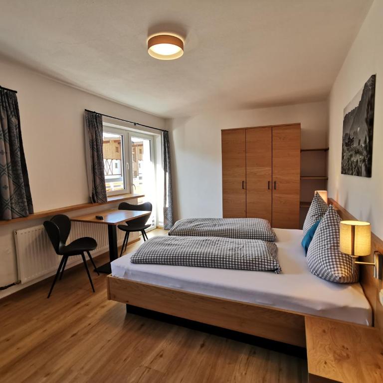 Pension Haus in der Sonne - Vierbettzimmer - 3