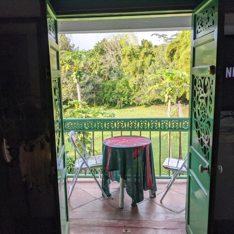 Casa Finca Paititi - Family Room - 12