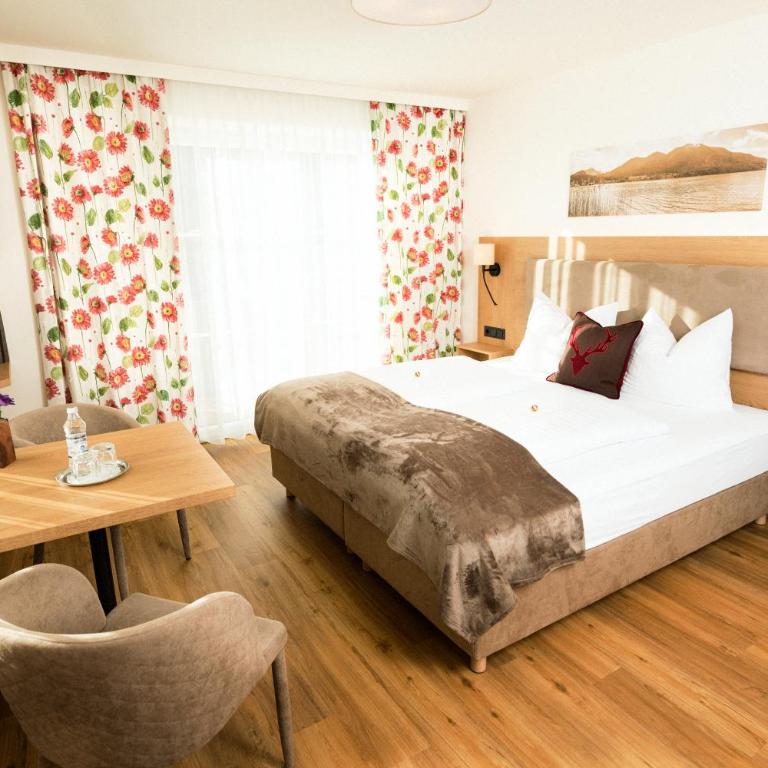 Frühstückspension Huber - Chambre Double avec Balcon - 9