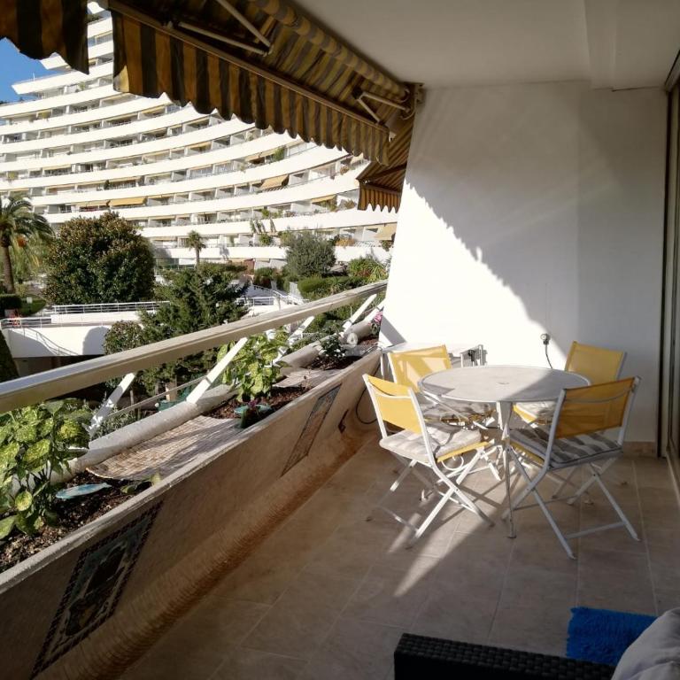 VILLENEUVE LOUBET- MARINA BAIE DES Anges -AU BON VIVRE - 2 pièces- Le Ducal - 60m2 Luxe - One-Bedroom Apartment - 2