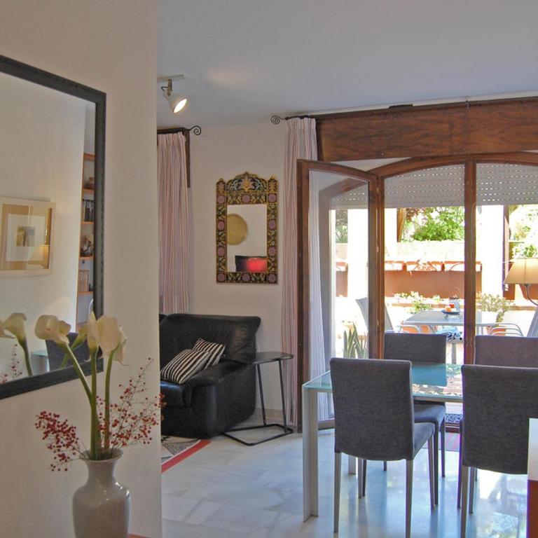 UN VERGEL AL PIE DE LA ALHAMBRA. Enjoy it now!! - Apartment with Terrace - 2
