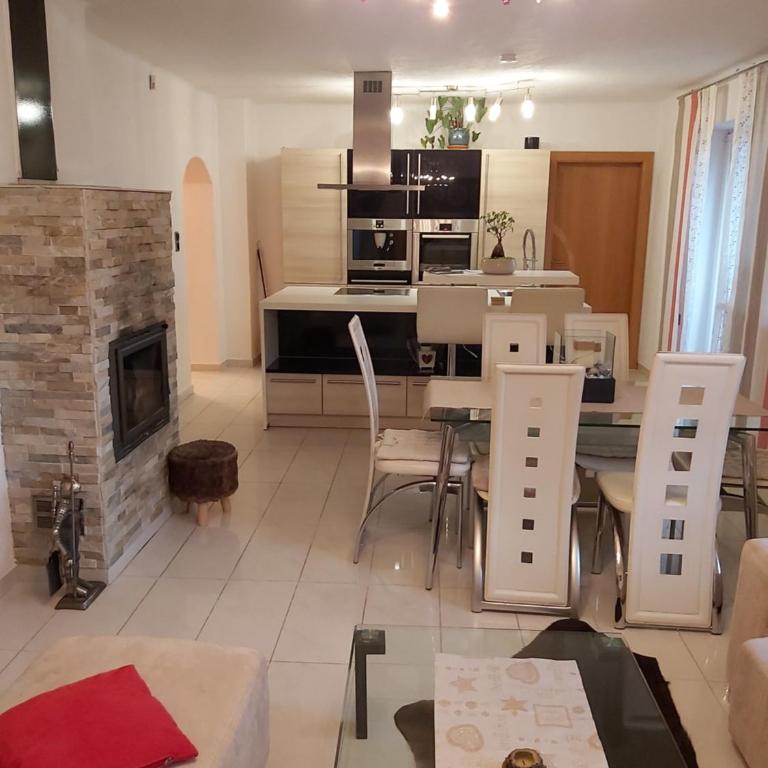 Appartements Fortuna Self-check-in - Apartamento de 3 dormitorios con balcón (8 adultos) - 31