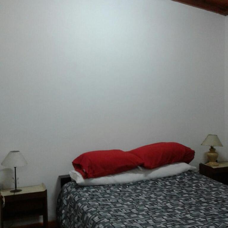 Complejo Miranieves, se alquila casa para 5 personas en Miramar Costa Atlantica - Two-Bedroom House - 5