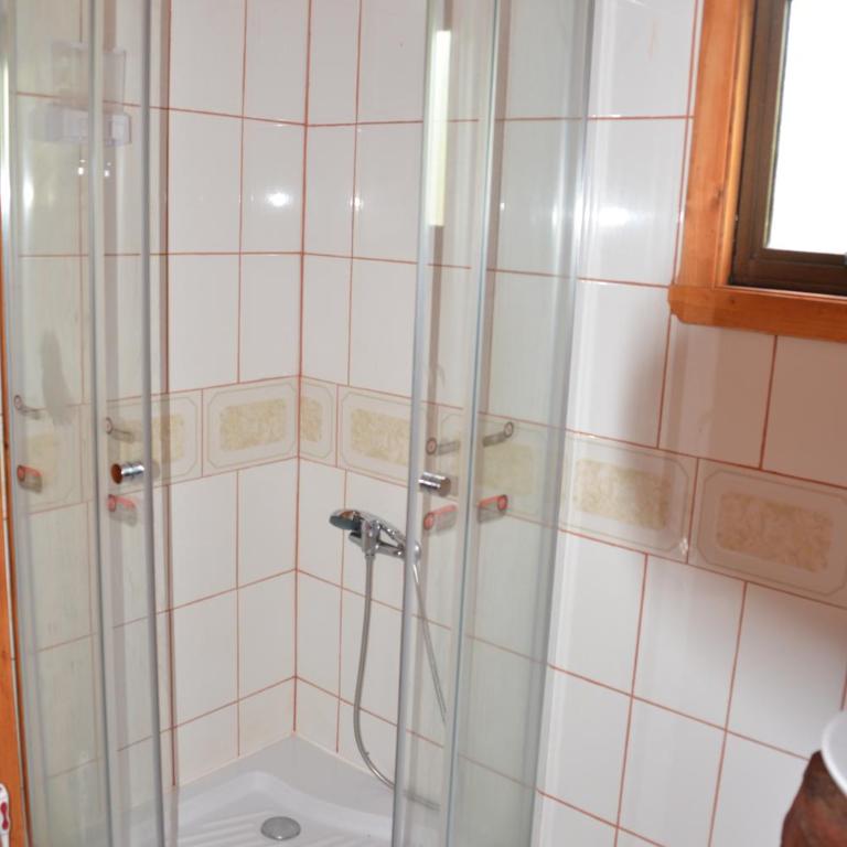 Cabañas Anulen - Three-Bedroom Bungalow (8 Adults) - 2