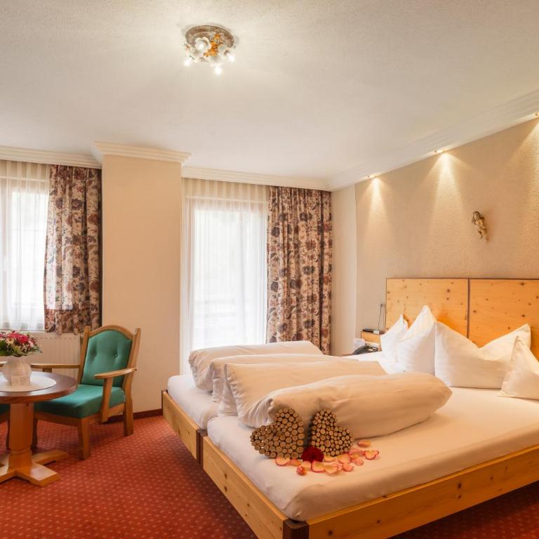 Hotel Ehrenreich - Doppelzimmer mit eigenem Bad - 1