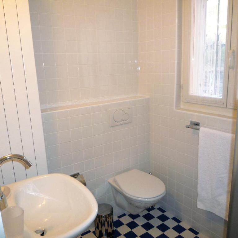 B&B villa sempreverde - Camera Matrimoniale con Bagno in Comune - 7