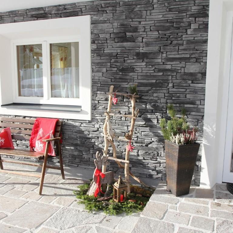 Ferienwohnung Bergblick - Two-Bedroom Apartment with Terrace - 54