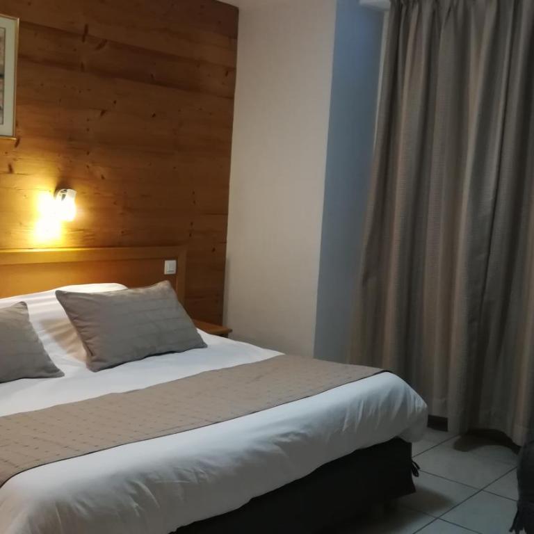 Hôtel Restaurant Les Tilleuls et son espace détente - Chambre Double - 2